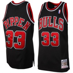 Mitchell & Ness Scottie Pippen Chicago Bulls 1997-1998 Auténtica Camiseta - Negro